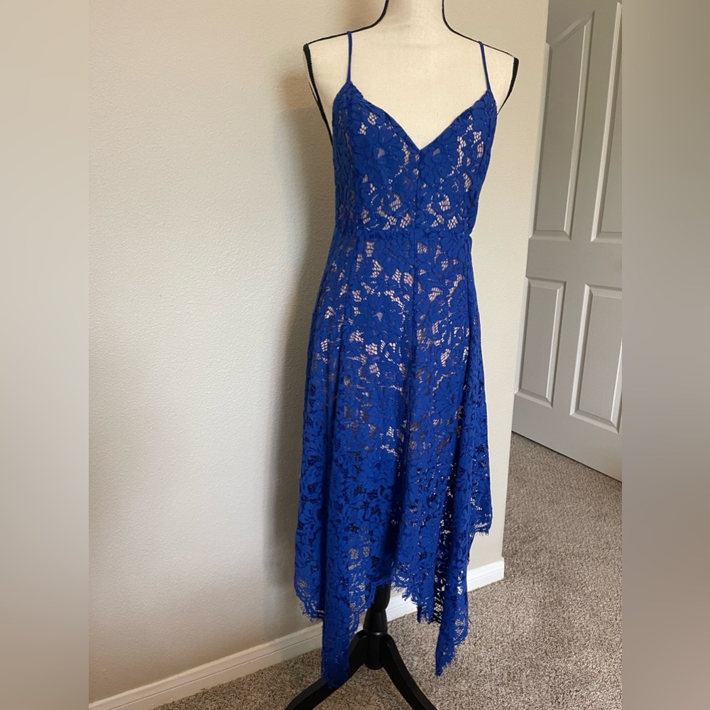 Blue lace dress Lulu’s - Size M